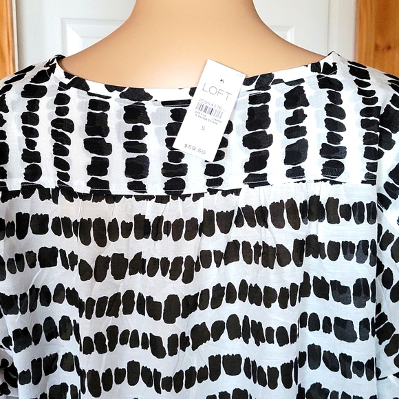 Ann Taylor Loft Printed Drop Shoulder Top - Picture 4 of 6